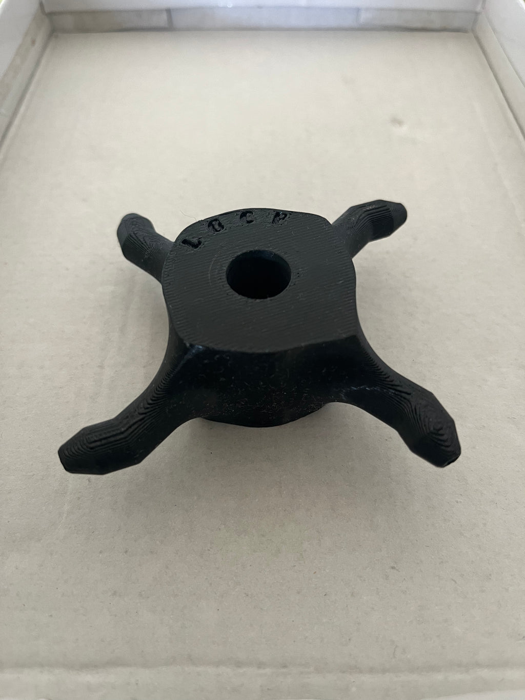 Petite tête rotative